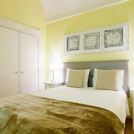 Guestready - Cosy Near Santa Justa Lift Apartment Lissabon