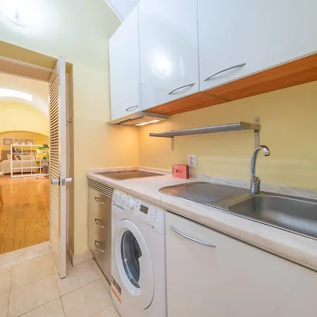 Guestready - Cosy Near Santa Justa Lift * Lisboa