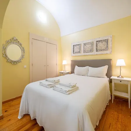 Guestready - Cosy Near Santa Justa Lift Lisboa